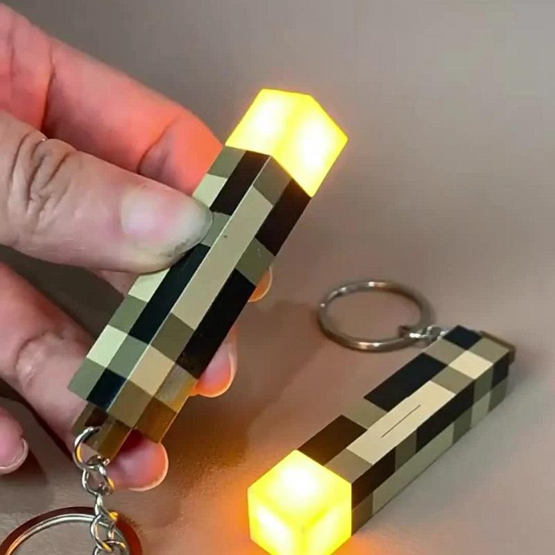 🟡 (Minecraft) Candle Light Keychain 🔑✨